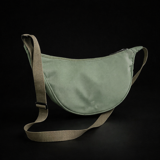 Fashionable Casual Shoulder Bag, Lightweight and Versatile, Suitable for Daily Outings, with Adjustable Shoulder Straps