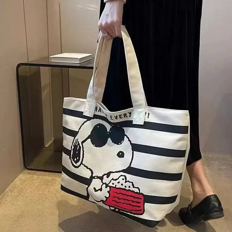 Disney Snoopy Cute Cartoon Large Capacity Canvas Bag for Female Students To Hold Books Tote Mommy Bag